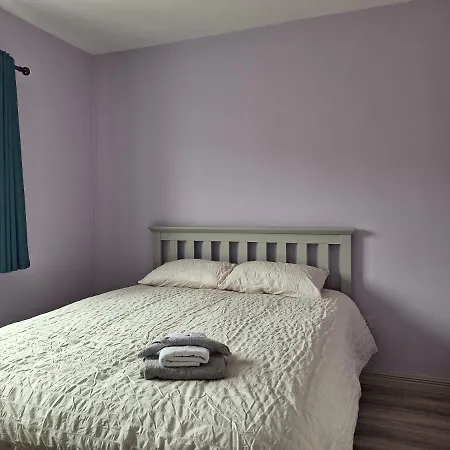 Teach Aindi Белмаллет