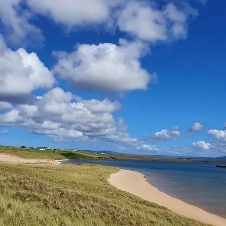 Σπίτι διακοπών Teach Aindi *